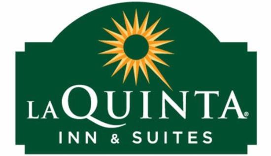 La Quinta Inn & Suites By Wyndham Louisville Ne - Old Henry Rd Exterior photo